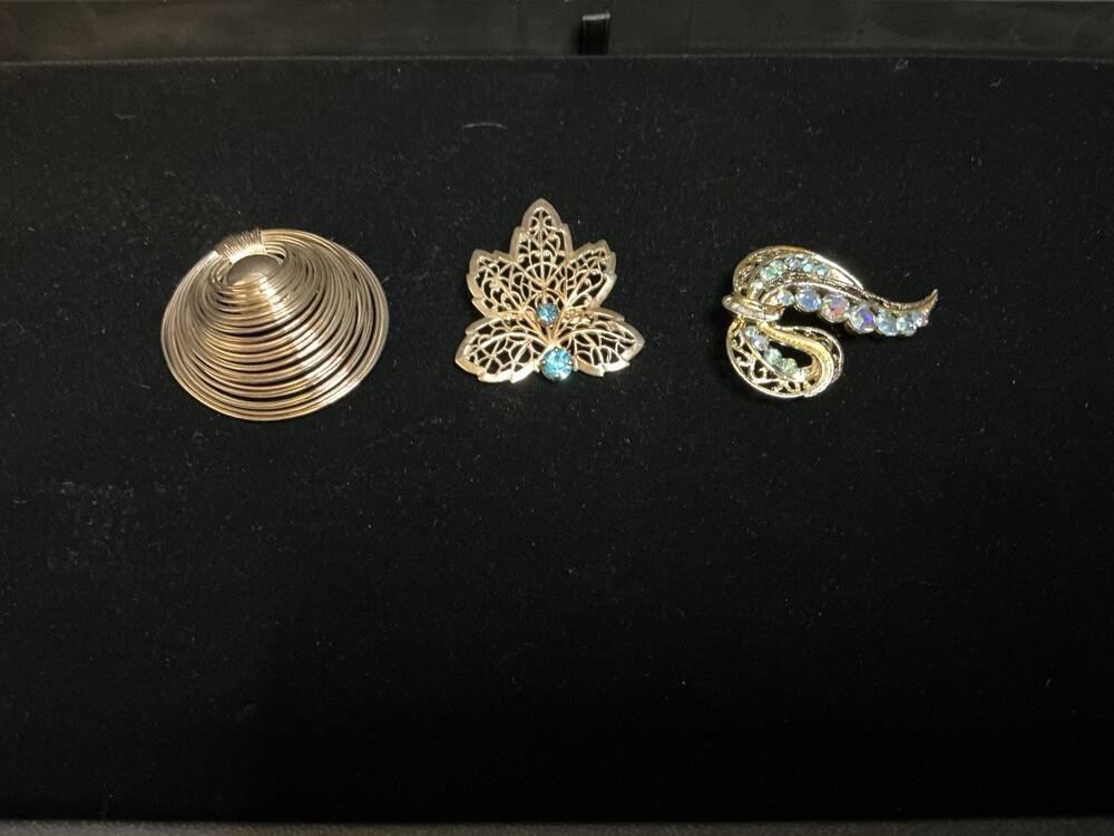 Beautiful Vintage Brooches